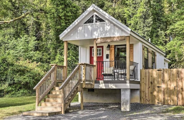 Cabin Downtown Durham