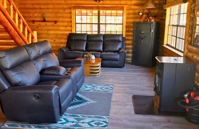 Cabin near Bisbee and Sierra Vista AZ on 40 Acres