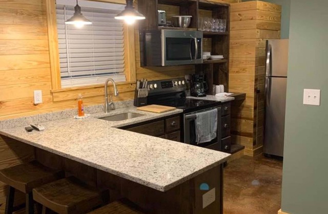 CABINS OF LAY LAKE AT BEESWAX CABIN #3