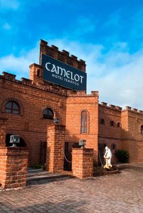 Camelot Motel by Drops