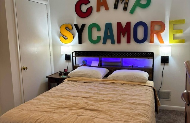 Camp Sycamore – Your Cozy Pittsburgh Retreat!