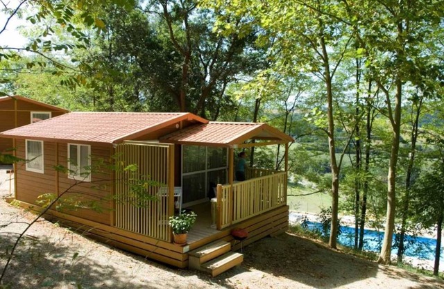 Camping 3 étoiles - Piscine - ccbbee0