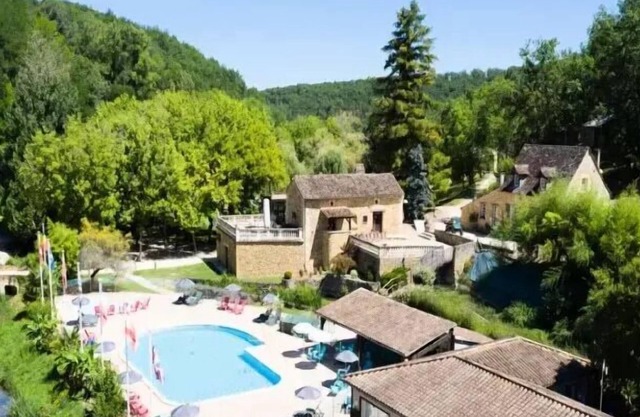 Camping maeva Respire Le Moulin de Surier **** - Bastides Safari Tent 3 Rooms 5 People