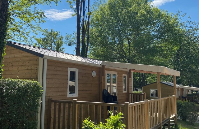 Campsite Le Pressoir * - Mobil-Home 3 bedrooms (6/8 pers.)