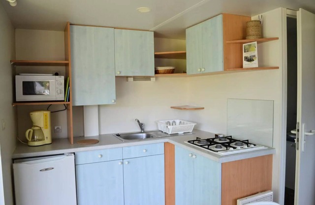 Campsite La Baie de Terenez * - Mobile home Standard Compact Méditerranée 3 rooms 3 people