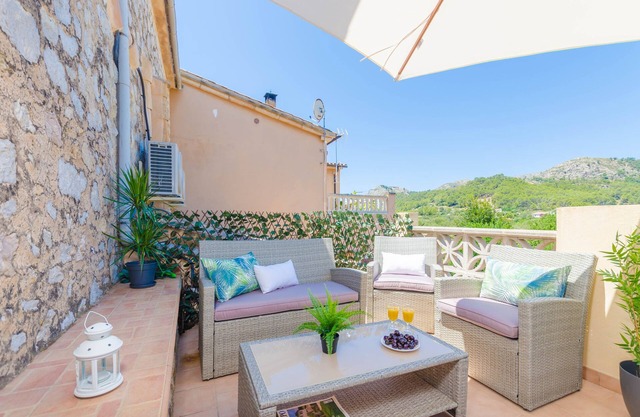 CAN DAMIA - Charming townhouse near Andratx. Free WiFi