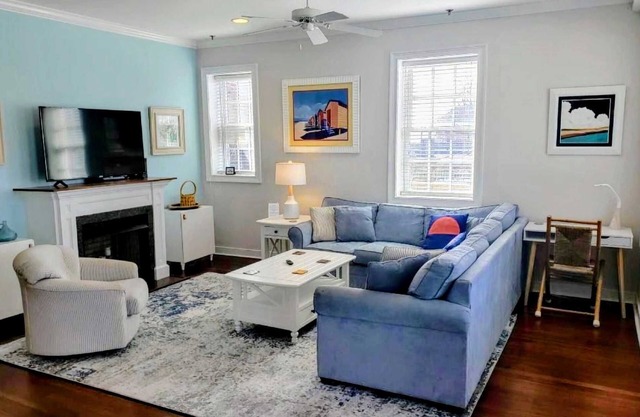 Cape Haven - Condo 1.5 Blocks from Beach