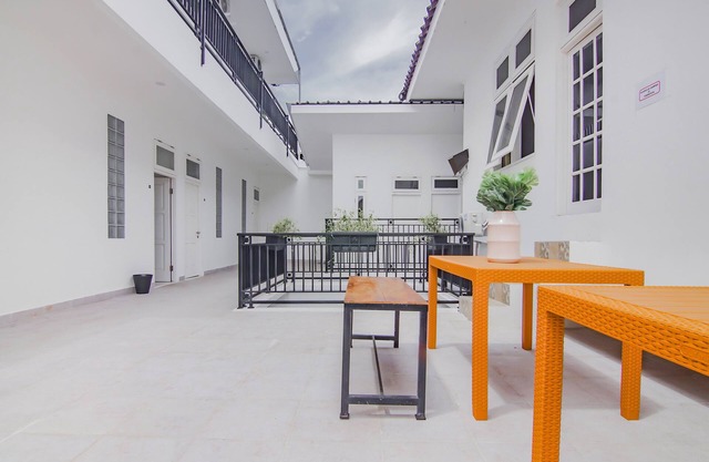 Capital O 90342 Kemang Garden
