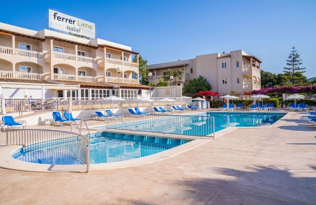Caprice Isabel Aparthotel