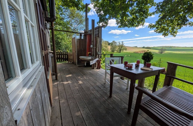 Caravan for 3 guests with 12m² in Carinerland (127529)