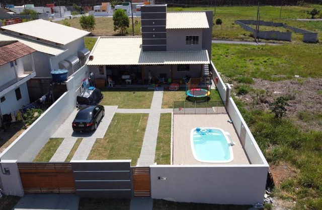 Casa à 860 metros da praia
