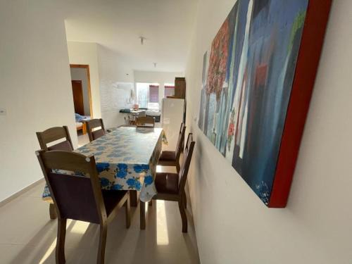 Casa a 150m da praia com piscina e churrasqueira