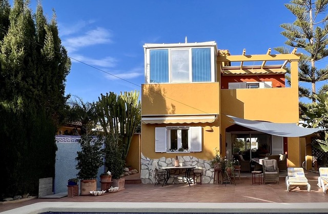 Casa Apsara Beautiful 3 bedroomed villa with private swimming pool