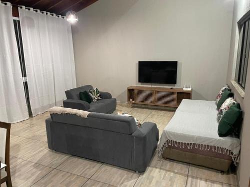 casa Belo Horizonte · Casa 3 quartos parte superior individual com suite