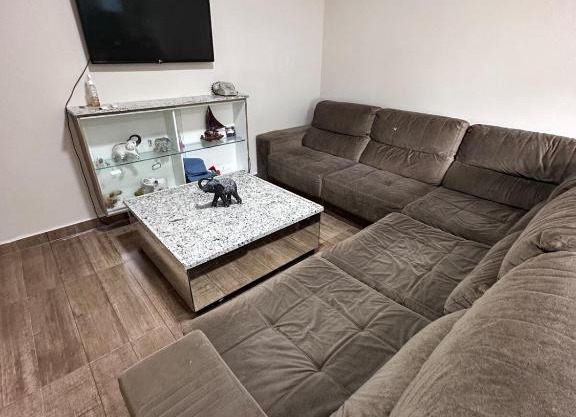 Casa com piscina e espaço gourmet