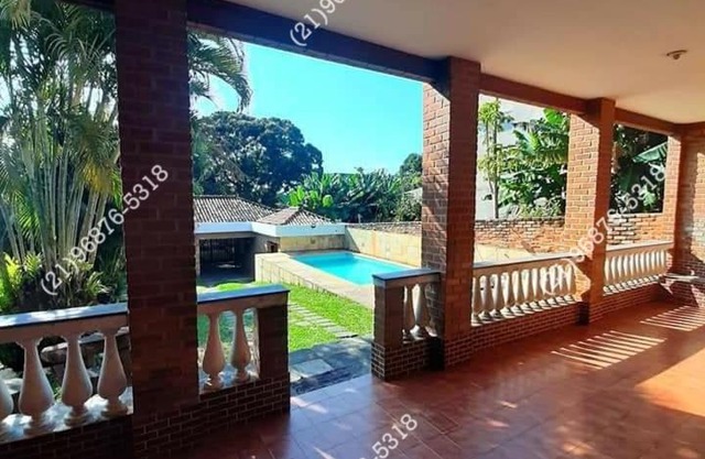 Casa com Piscina em Iguaba Grande