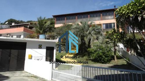 Casa com saída e vista ao mar 006