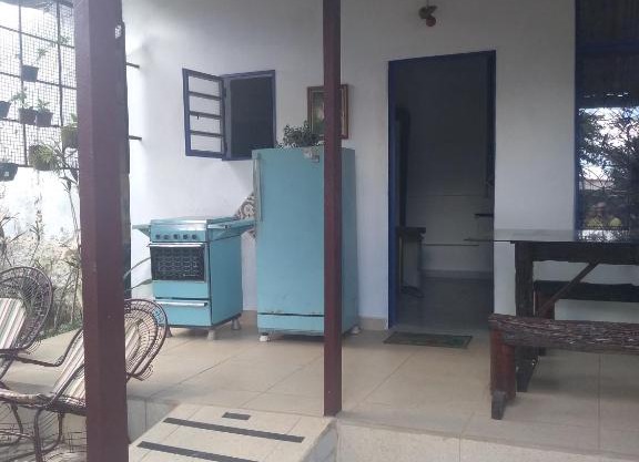 Casa com suíte, coz., varanda e Quintal.CENTRO HISTÓRICO.