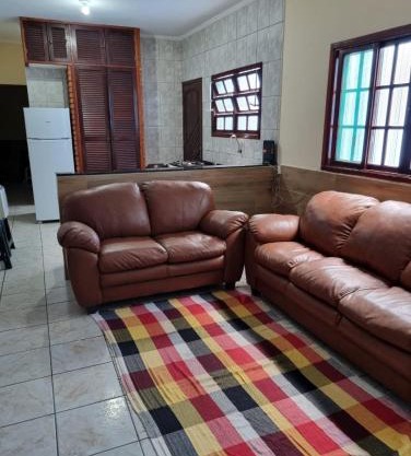 Casa completa a 300 mts da praia