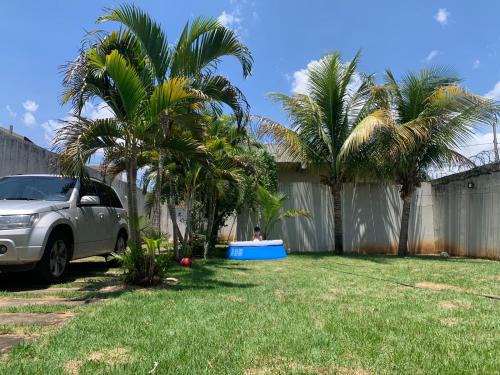 Casa Completa com ar condicionado, varanda e quintal