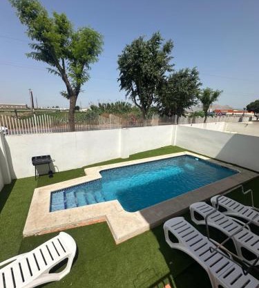 Casa con piscina a 10 min de Granada centro, Parking Gratis