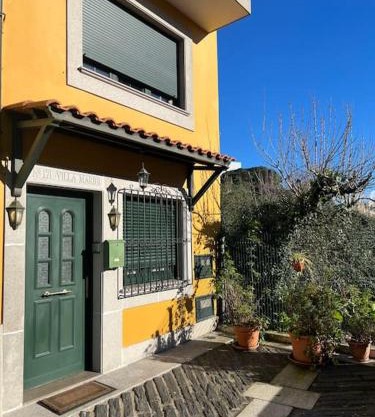 Casa con terraza en el casco