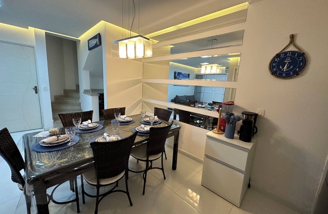 Casa Condomínio Tranquilo e Familiar, com Piscina, Churrasqueira e Área de Jogos