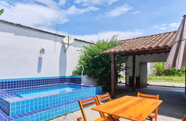 Casa Cravo e Canela com 3 Quartos, ar e Piscina