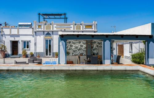 Casa D'Nossa, casa tradicional e Moderna, vista 360º, piscina de agua salgada