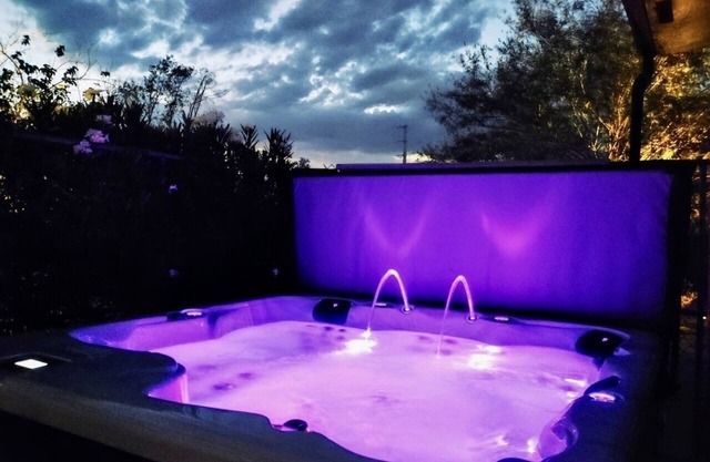 Casa De Amigos | 2 Acres, Spa, Game Room & Joshua Tree National Park!