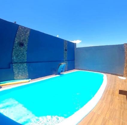 Casa de temporada acomoda até 20 pessoas, ótimo custo beneficio e com piscina grande, estacionamento grátis incluso, próximo da SERRA CANASTRA, Cânyons de Capitólio, furnas e mais de 130 lindas cachoeiras na região