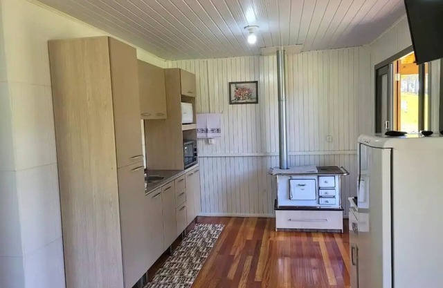 Casa de Campo com dek e Vista Para as Montanhas