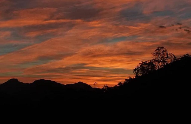 Casa de campo com wi-fi e cachoeiras