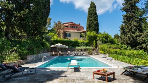 CASA DEL DUCA 10, Emma Villas