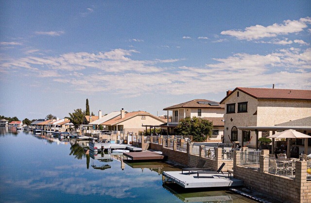 Casa Del Lago + Private Boat Dock + Lakefront