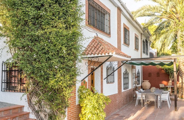 Casa El Laurel, house for 2-6 people with views of valley and mountains
