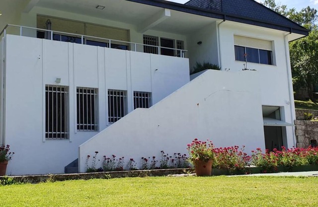 Casa en plena naturaleza al lado del rio Verdugo