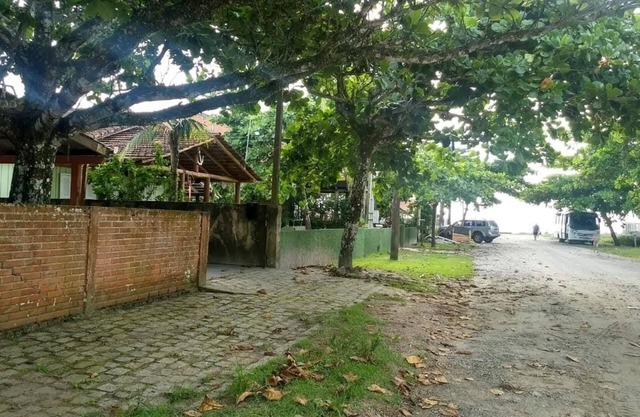 Casa Enelzi 2 Suites + 2 Quartos, 3 WCs 80 m da Praia. Garagem, Gourmet. 10 pax