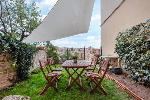 Casa Etrusca - Con Giardino e Vista - ItalyWeGo