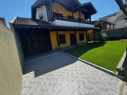 Casa Frente Mar na Avenida Beira Mar 3 Itapoa