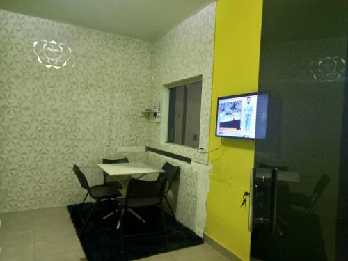 casa grande com ar condicionado próximo ao shopping