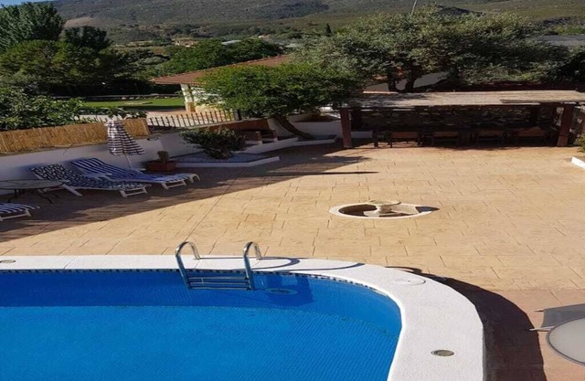 Casa Jatar Sleeps 6 set amidst the Natural Park with WIFI,Private Pool & Garden