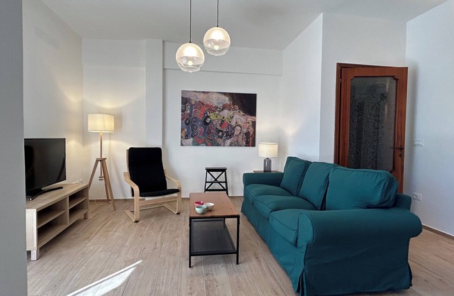 Casa La Pigna - Three Bedroom Apartment, Sleeps 6