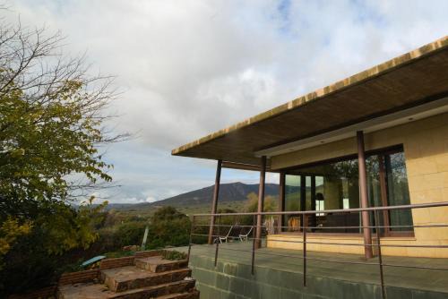 CASA LAS 7 CEPAS moderna y acogedora en plena naturaleza
