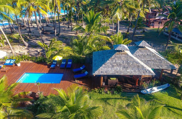 Casa Linda, sea front of Taipus de Fora beach, Marau