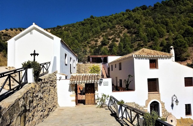 Casa Los Molinos in the middle of nature with heated pool