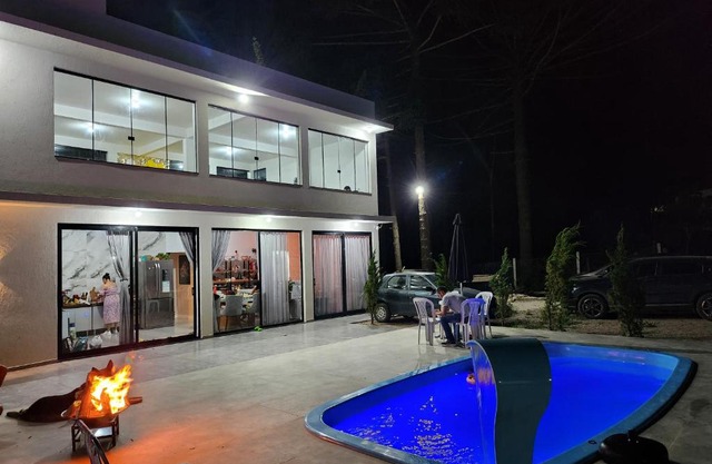 Casa no Campo, piscina, beach tennis, futebol