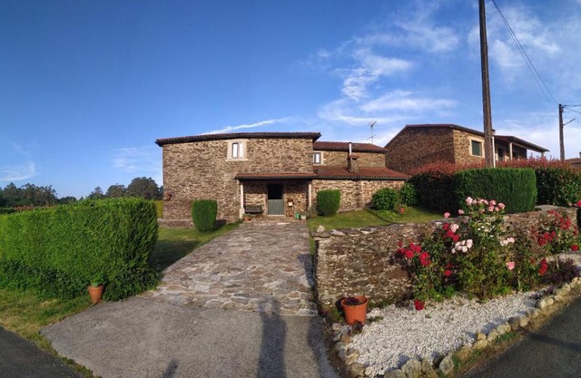 Casa O Castelo en Touro