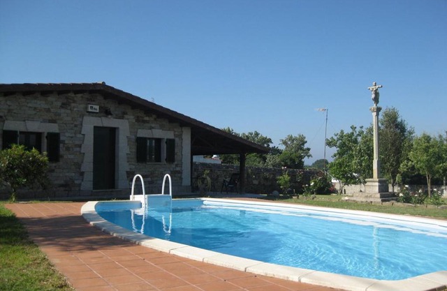 Casa Rústica Piscina, Apartadiño