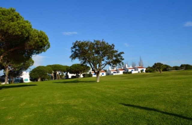 Casa Realengo directly on the beach and 3 communal pools